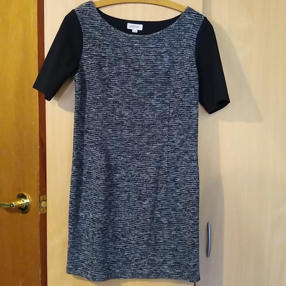 Smart Set Fitted Grey and Black dress - Picture 1 of 3